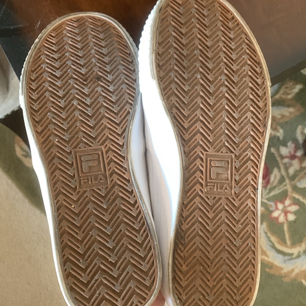 Fila slip ons - Picture 7 of 8